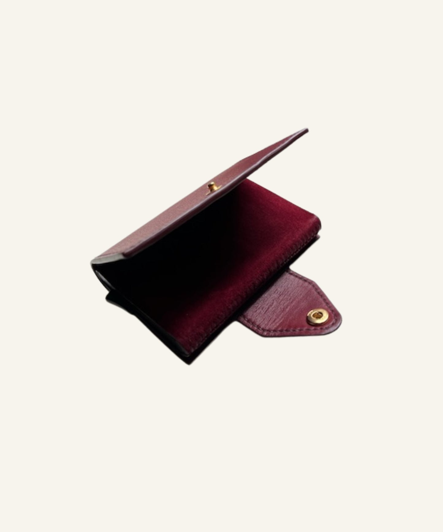 Swift Access Wallet: Suede