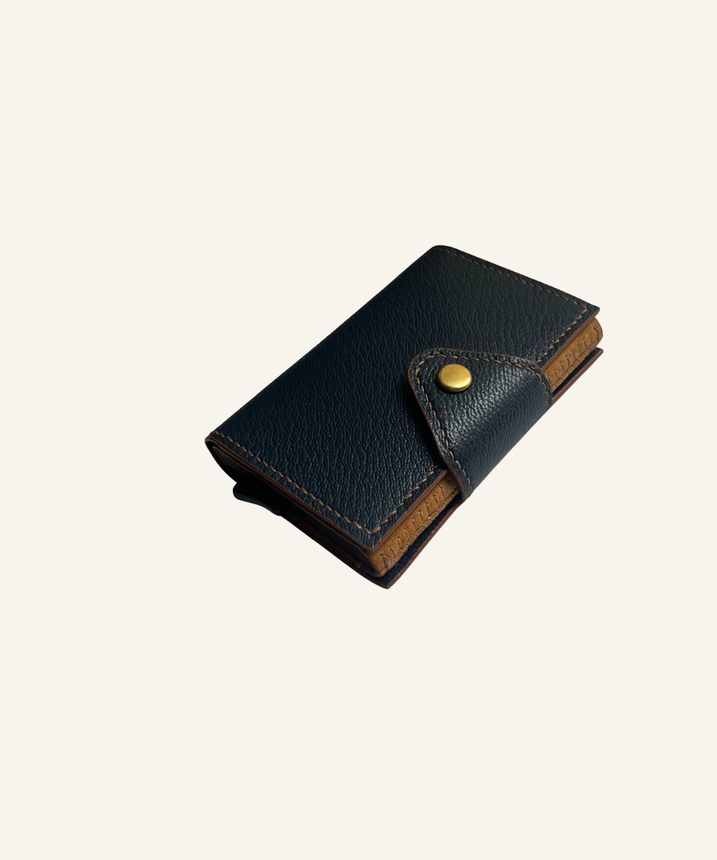 Swift Access Wallet: Suede