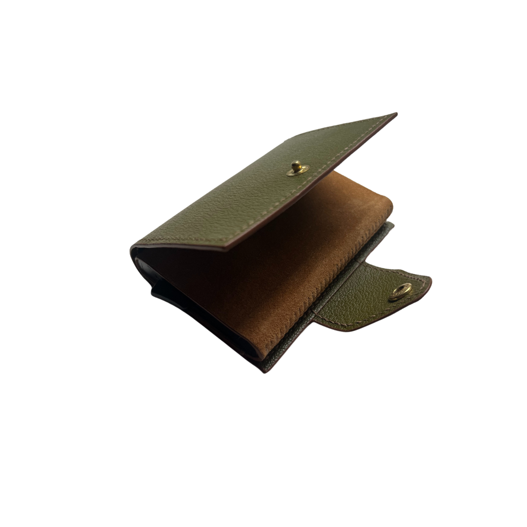 Swift Access Wallet: Suede